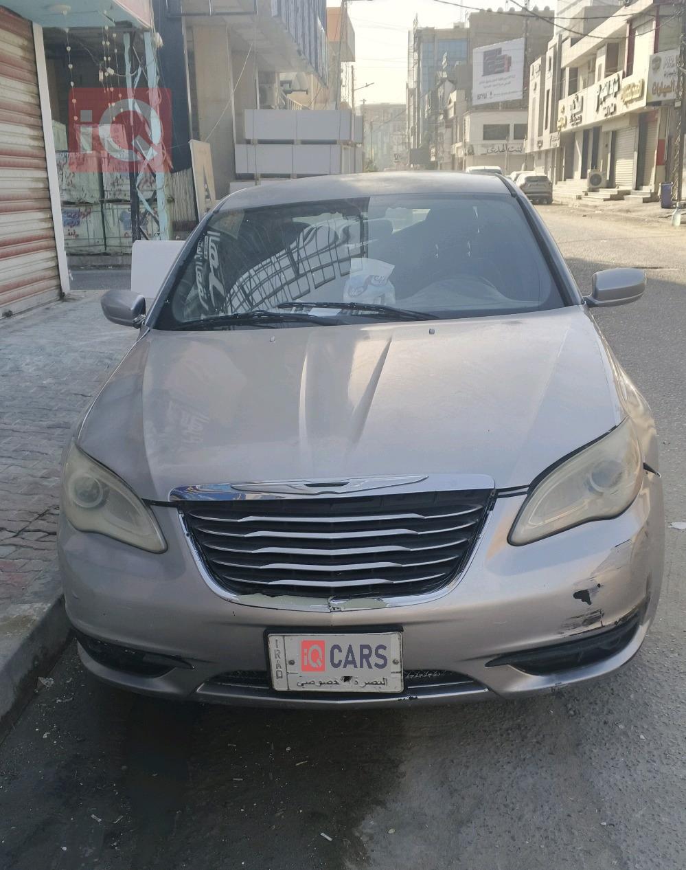 Chrysler 200